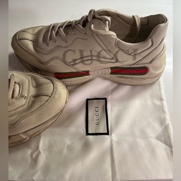 Gucci Men’s Rython Sneaker with GUCCI Logo, size 9 - Picture 2 of 3